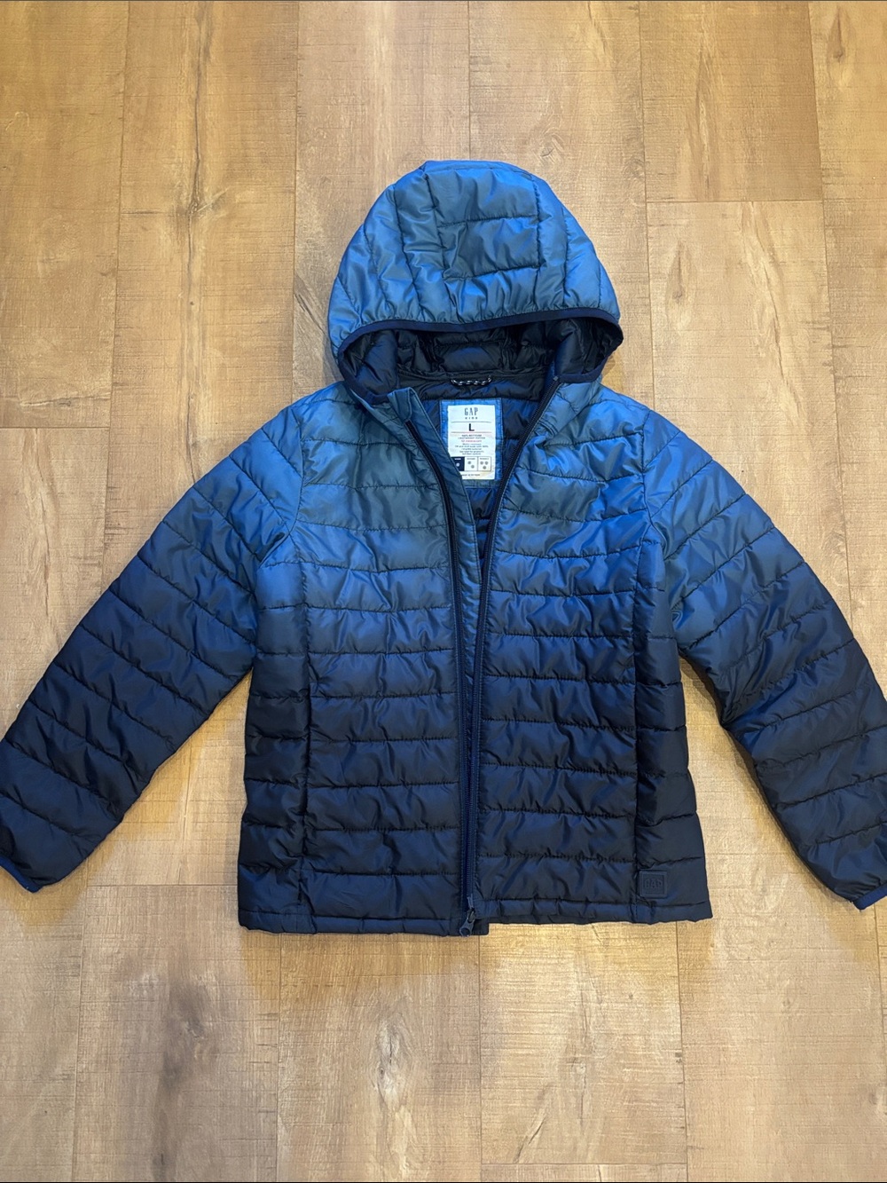 Like new Gap lightweight kids puffer puff jacket ombré blue large